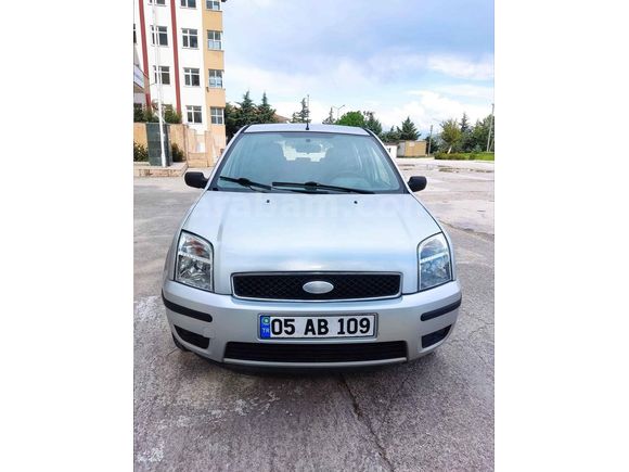 Sahibinden Ford Fusion 1.6 Lux 2004 Model LPG BRC 190000 km Gri (Gümüş)
