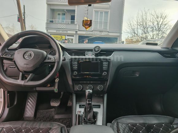 Öğretmenden Skoda Octavia 1.2 TSI Optimal 2015 Model