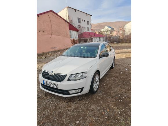 Öğretmenden Skoda Octavia 1.2 TSI Optimal 2015 Model