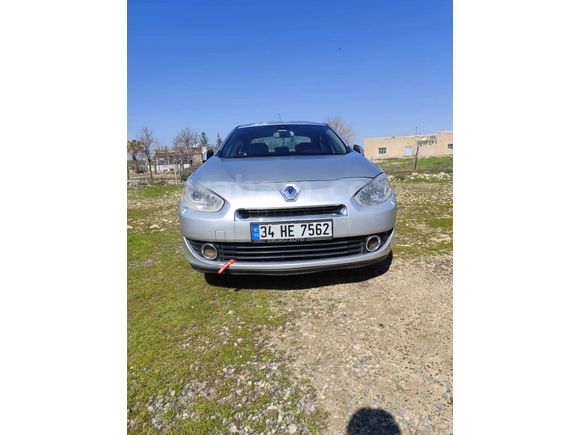Renault Fluence 1.5 dCi Privilege 2011 Model 