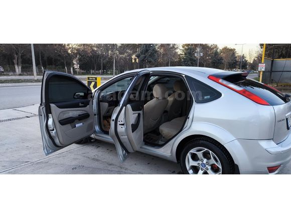 Sahibinden Ford Focus 1.6 TDCi Ghia 2006 Model  340.000 km Gri