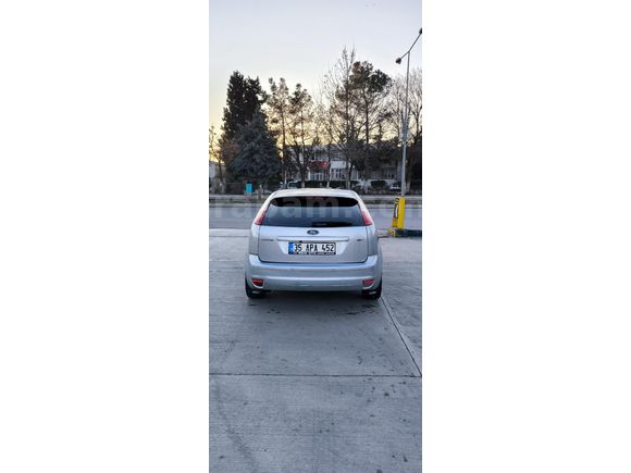 Sahibinden Ford Focus 1.6 TDCi Ghia 2006 Model  340.000 km Gri