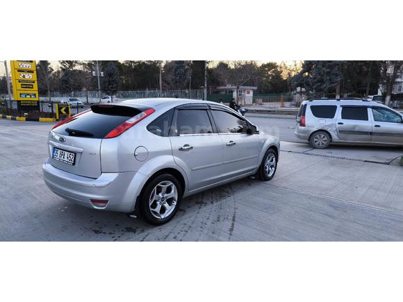 Sahibinden Ford Focus 1.6 TDCi Ghia 2006 Model  340.000 km Gri