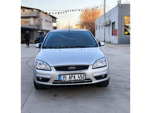 Sahibinden Ford Focus 1.6 TDCi Ghia 2006 Model  340.000 km Gri