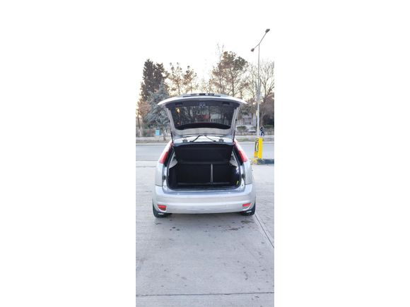 Sahibinden Ford Focus 1.6 TDCi Ghia 2006 Model  340.000 km Gri