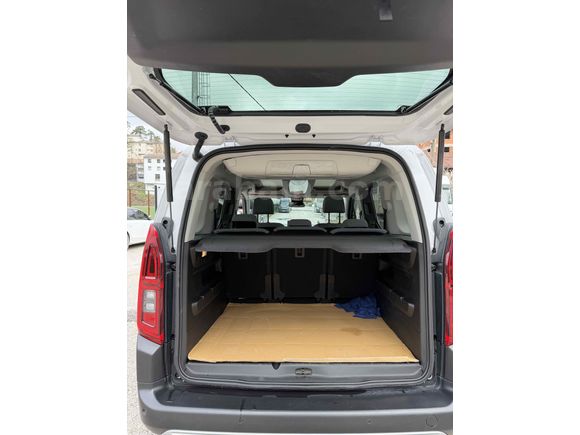 Sahibinden Citroen Berlingo 1.5 BlueHDI Max 2025 Model 