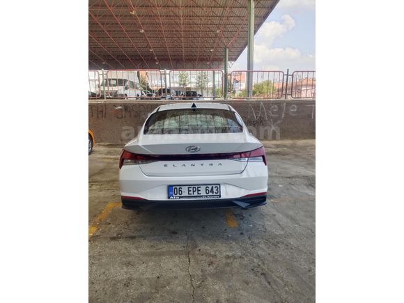 Sahibinden Hyundai Elantra 1.6 MPI Style 2021 Model
