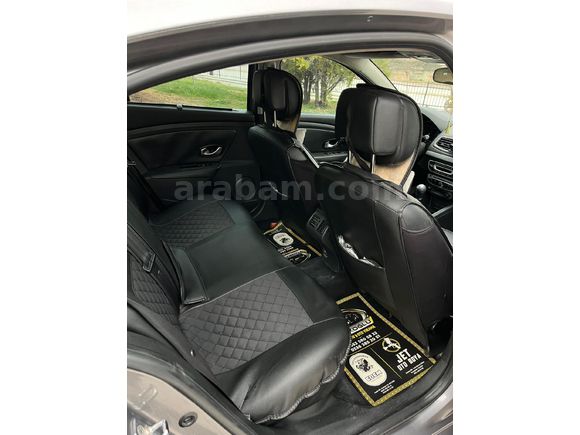 Sahibinden Renault Fluence 1.5 dCi Dynamique 2011 Model  235 km Gri