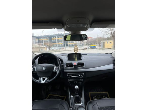 Sahibinden Renault Fluence 1.5 dCi Dynamique 2011 Model  235 km Gri