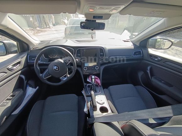 Sahibinden Renault Megane 1.3 TCe Joy 2022 Model