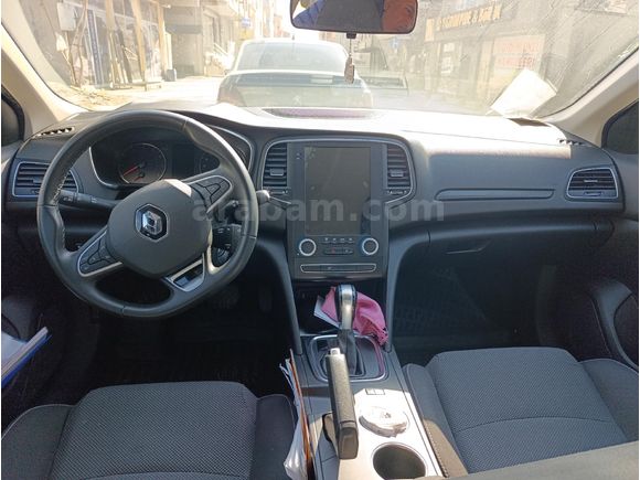 Sahibinden Renault Megane 1.3 TCe Joy 2022 Model