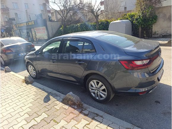 Sahibinden Renault Megane 1.3 TCe Joy 2022 Model
