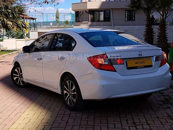 2014 HONDA ECO ELEGANCE OTOMATİK MAKYAJLI KASA