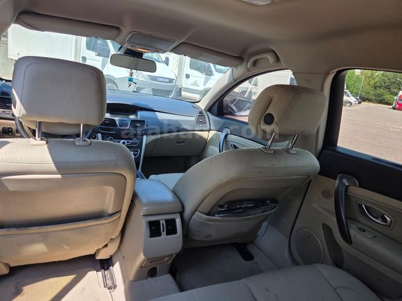 Sahibinden Renault Latitude 1.5 dCi Privilege 2012 Model  200.000 km Beyaz