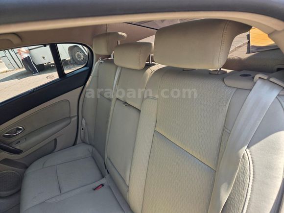 Sahibinden Renault Latitude 1.5 dCi Privilege 2012 Model  200.000 km Beyaz