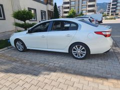 Sahibinden Renault Latitude 1.5 dCi Privilege 2012 Model  200.000 km Beyaz