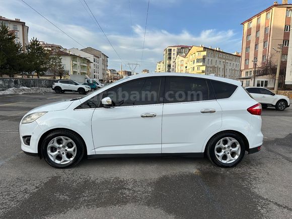 Sahibinden Ford C-Max 1.6 Trend 2013 Model  128.000 km Beyaz