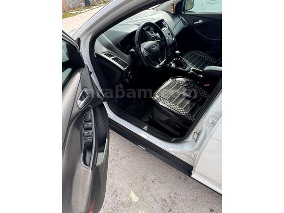 Sahibinden Ford Focus 1.6 Ti-VCT Trend X 2014 Model