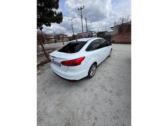Sahibinden Ford Focus 1.6 Ti-VCT Trend X 2014 Model