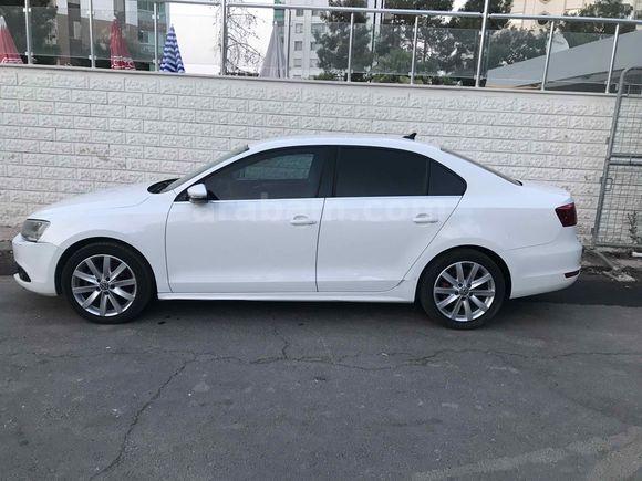 Sahibinden Otomatik Hatasız Jetta 1.6 TDi Highline 2011 Model 