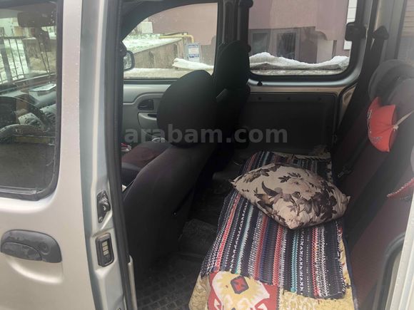 OTOMOBİL RUHSATLI,Klimalı Sahibinden Renault Kangoo 1.5 dCi Expression 2006 Model 