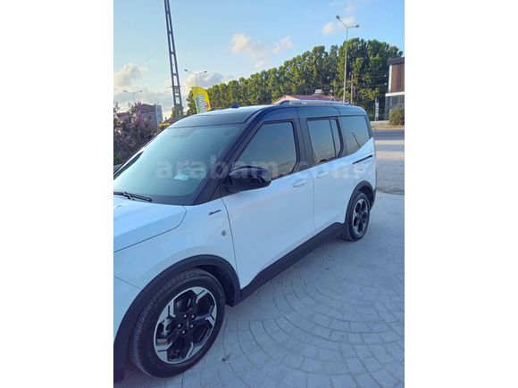 Sahibinden Ford Tourneo Courier 1.5 EcoBlue Active 2024 Model 