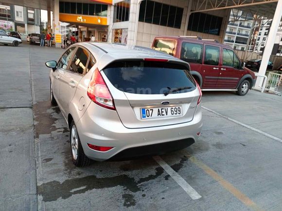 Sahibinden Ford Fiesta 1.6 Titanium 2013 Model 