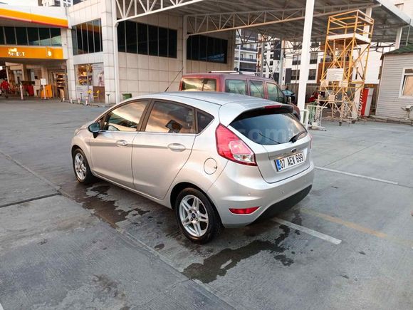 Sahibinden Ford Fiesta 1.6 Titanium 2013 Model 