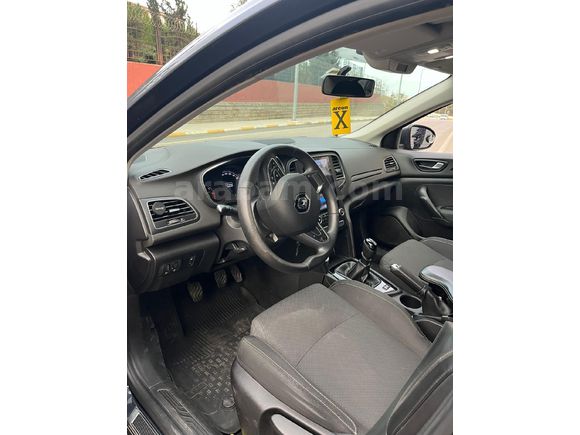 Sahibinden Renault Megane 1.3 TCe Joy 2020 Model