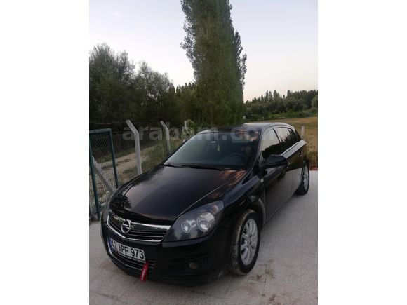 Sahibinden Opel Astra 1.6 Enjoy Plus 2011 Model  270.000 km Siyah