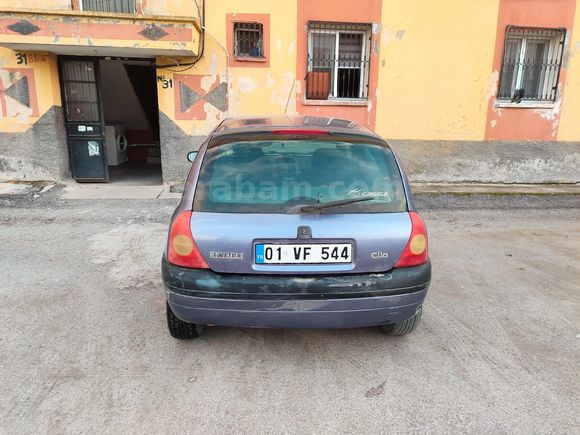 Sahibinden Renault Clio 1.4 RTA 2001 Model  274.000 km Mavi