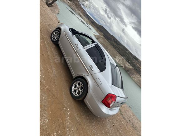 Sahibinden Hyundai Accent Era 1.5 CRDi-VGT Select 2009 Model 