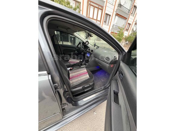 Sahibinden Ford Focus 1.6 TDCi Ghia 2005 Model 