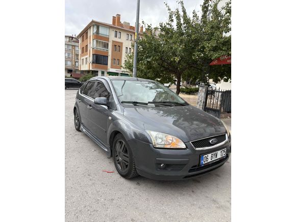 Sahibinden Ford Focus 1.6 TDCi Ghia 2005 Model 