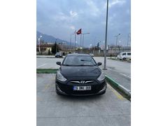 Sahibinden Hyundai Accent Blue 1.6 CRDI Biz 2012 Model Blue