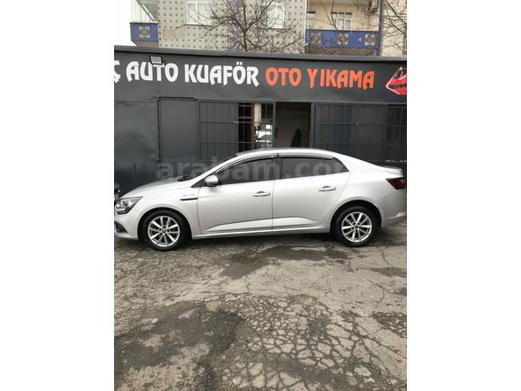 Sahibinden Renault Megane 1.5 dCi Touch 2018 Model 