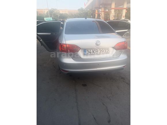 Sahibinden Volkswagen Jetta 1.6 TDi Trendline 2013 Model