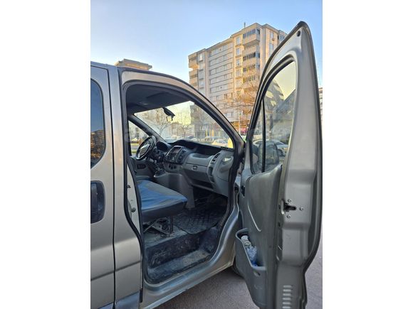 Sahibinden Renault Trafic 2.0 DCI Grand Confort 2012 Model