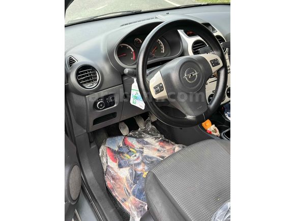 Sahibinden Opel Corsa 1.3 CDTI Essentia 2010 Model 