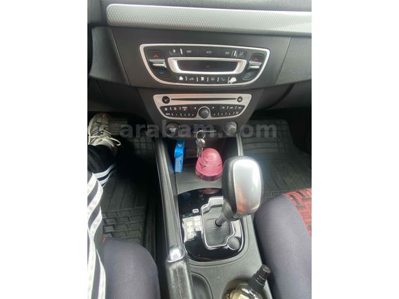 Sahibinden Renault Megane 1.6 Dynamique 2010 Model 