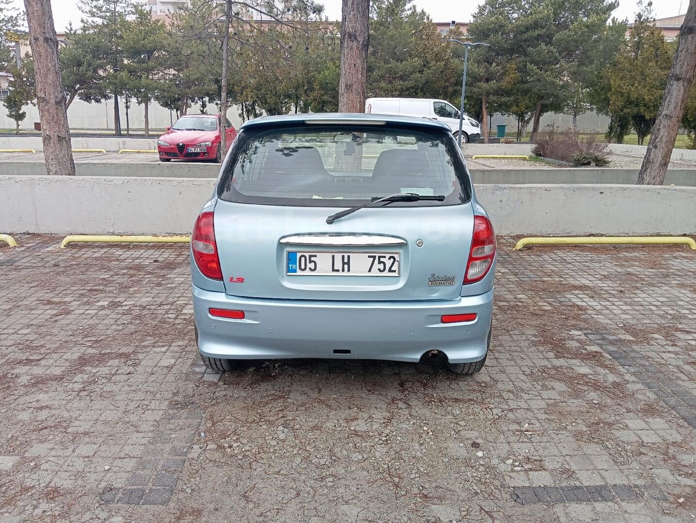 Sahibinden Daihatsu Sirion 1.3 Touring 2004 Model Sivas 197.000 km Mavi 3