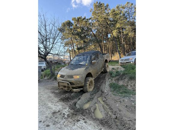 Sahibinden Mitsubishi L 200 4x4 Invite 2011 Model 