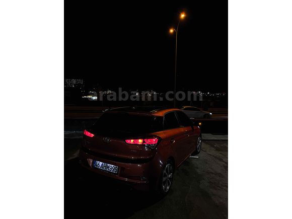 Sahibinden Hyundai i20 1.4 CRDi Style 2016 Model 