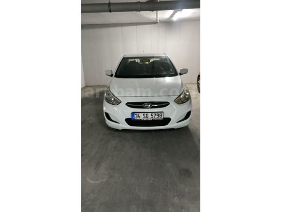 Sahibinden Hyundai Accent Blue 1.6 CRDI Mode Plus 2017 Model İstanbul 156.000 km Beyaz