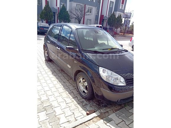 Sahibinden Renault Scenic 1.6 Dynamique 2006 Model