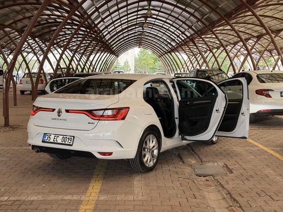 Sahibinden Renault Megane 1.5 dCi Icon 2016 Model 