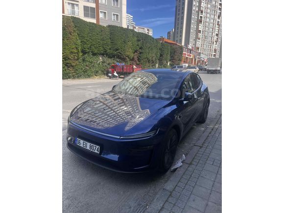  MAvi Model Y Standart Range 2025 Model İstanbul