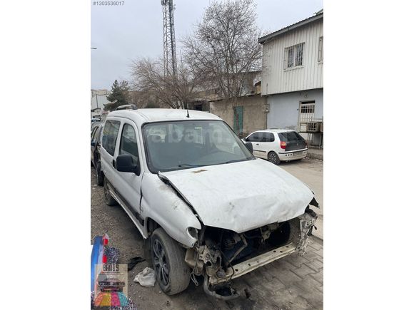 PEUGEOT PARTNER CİTROEN BERLİNGO KAPI CAMLARI ! ! !