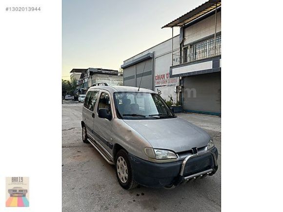 PEUGEOT PARTNER SAĞ ÖN KAPI SON FİYAT !!!