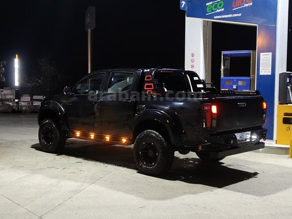 Sahibinden Isuzu D-Max 2.5 4x4 2016 Model 